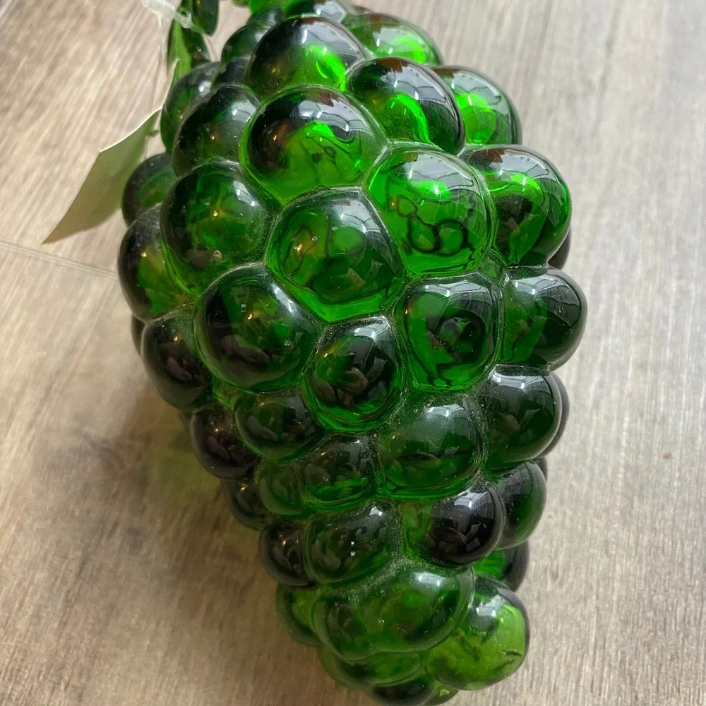 A.J. Wright Emerald Green Glass Grape‎ Cluster Decorative Bottle Vase Style 3945